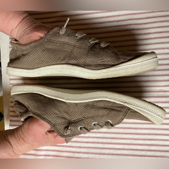 Roxy Slip-on Sneakers - Picture 4 of 4